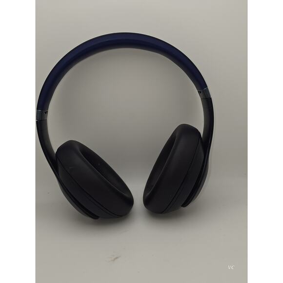 Beats Studio Pro Wireless Bluetooth Headphones – Great Condition – Black/Blue - Picture 1 of 5